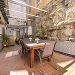 Con Parking El Patio De La Muralla