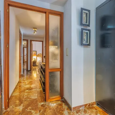 Con Parking El Patio De La Muralla Апартаменты