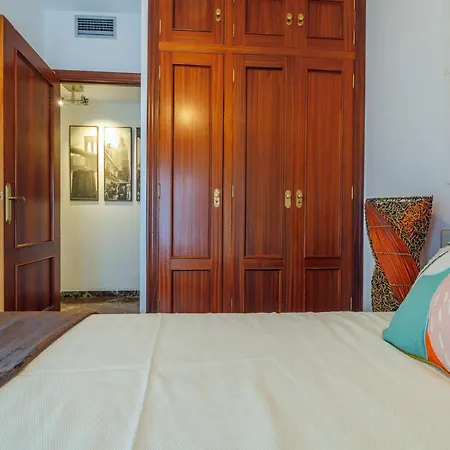 Апартаменты Con Parking El Patio De La Muralla