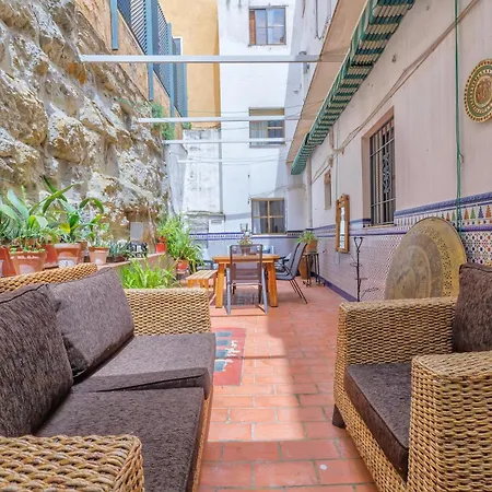 Con Parking El Patio De La Muralla קורדובה