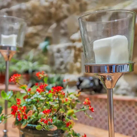 Con Parking El Patio De La Muralla Апартаменты