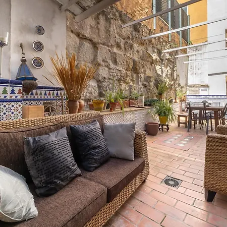 Con Parking El Patio De La Muralla קורדובה