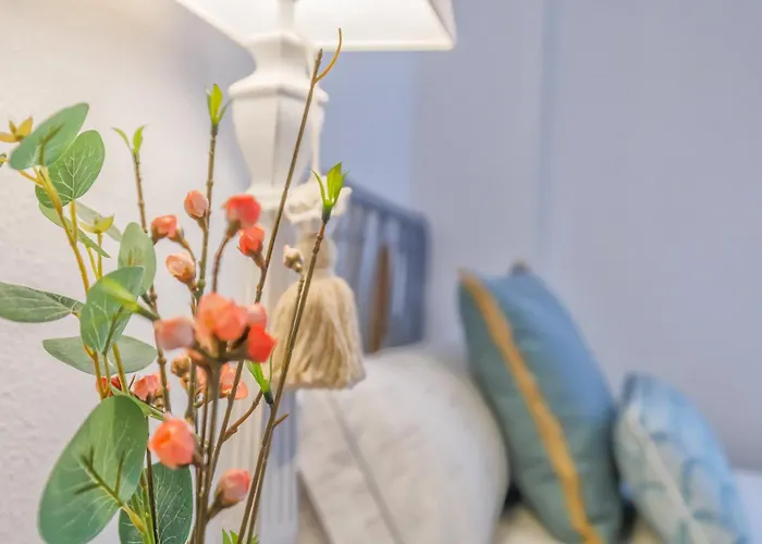 Con Parking El Patio De La Muralla דירה