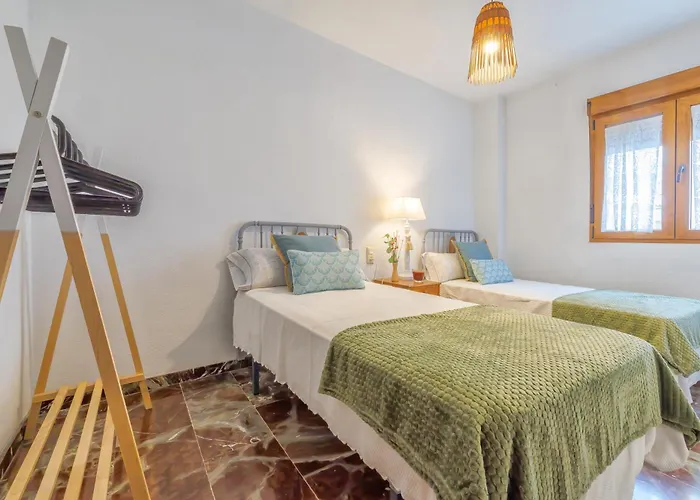 Con Parking El Patio De La Muralla קורדובה