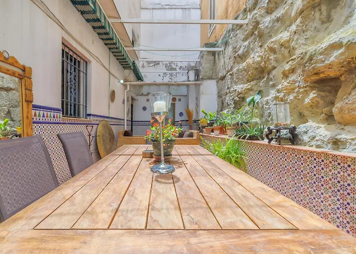 Con Parking El Patio De La Muralla דירה קורדובה