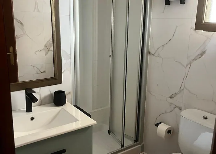 Con Parking El Patio De La Muralla *