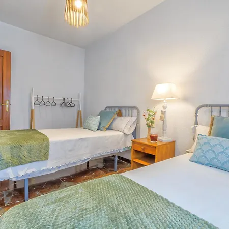 Con Parking El Patio De La Muralla Appartement *