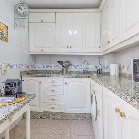 Con Parking El Patio De La Muralla Appartement