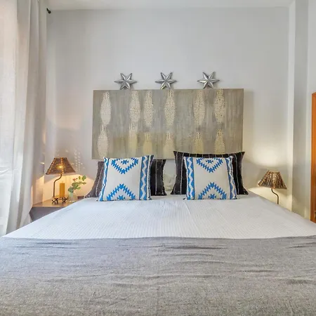 Con Parking El Patio De La Muralla Appartement *